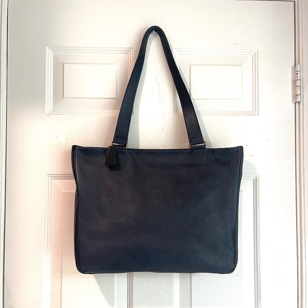 Coach Vintage Navy Shoulder Bag Tote #0986-304